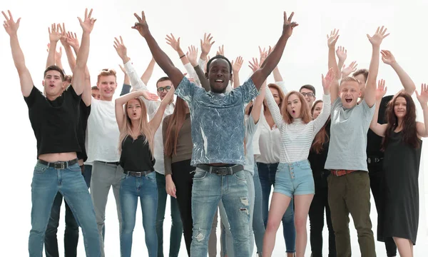 Ledare som står framför en glad grupp ungdomar — Stockfoto