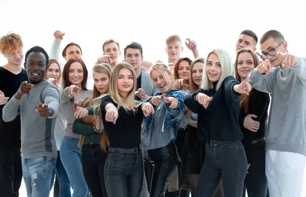 Gruppe selbstbewusster junger Leute, die auf dich zeigen — Stockfoto