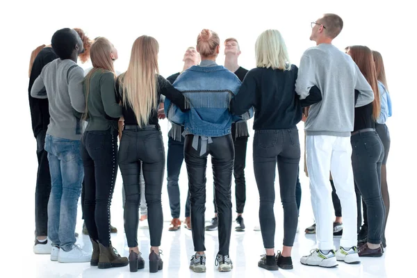 Grupo de jóvenes de pie en un círculo — Foto de Stock