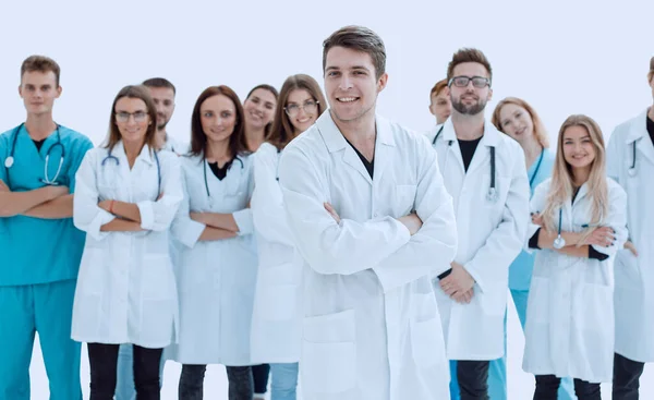 Vista dall'alto. un gruppo di medici sorridenti che ti indicano. — Foto Stock