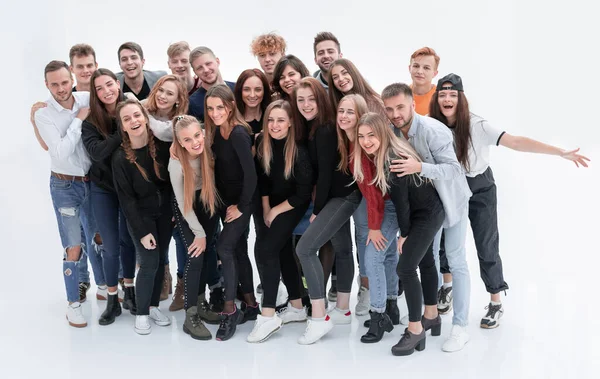 Große Gruppe unterschiedlicher junger Menschen, die zusammenstehen — Stockfoto