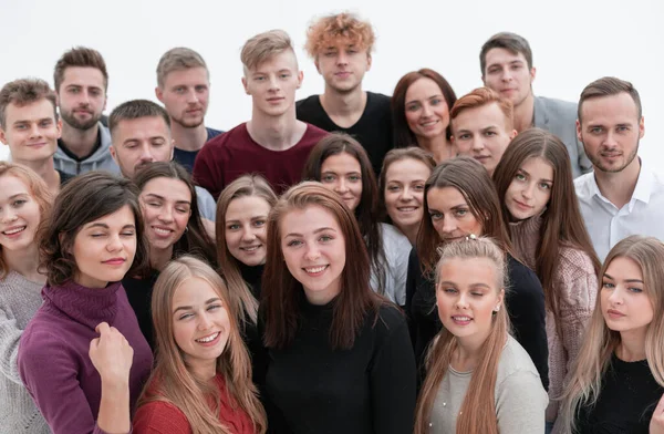 Gruppe selbstbewusster junger Leute blickt in die Kamera und zeigt ihren Erfolg — Stockfoto