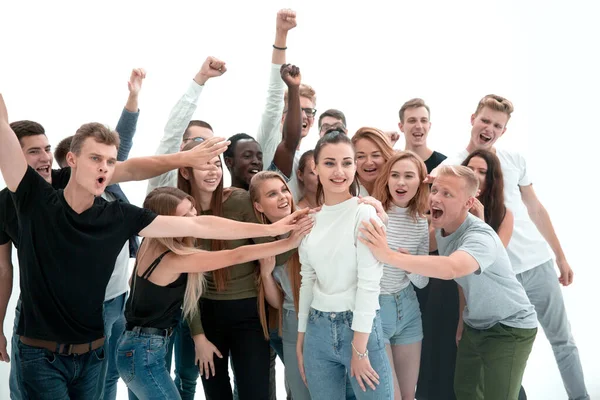 Team junger Leute unterstützt Kamerad — Stockfoto