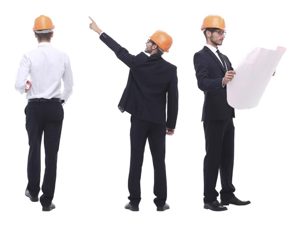 In volle groei .succesvolle architect ingenieur in oranje helm. — Stockfoto
