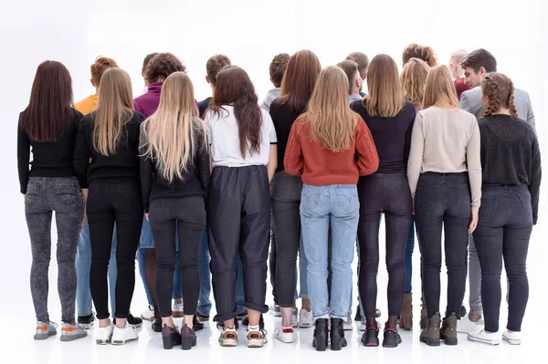 Grupo de jovens casuais olhando para uma tela em branco — Fotografia de Stock