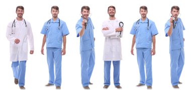 Sıraya dizilmiş bir grup tıp doktoru