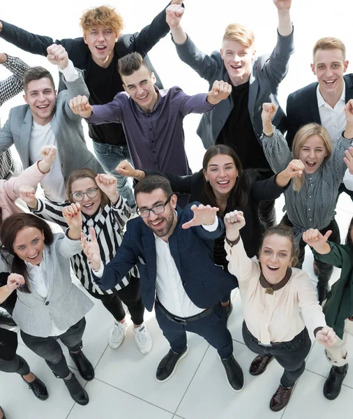 Bir grup hırslı genç iş adamı bir arada. — Stok fotoğraf