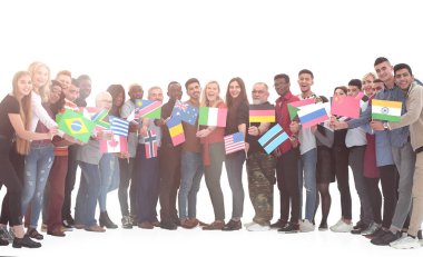 Ofiste bekleyen bir grup etnik çeşitliliğe sahip iş adamı