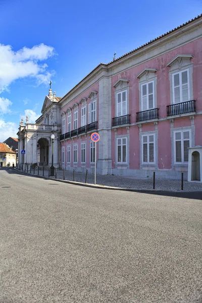 Jalan di kota tua Lisbon, Portugal — Stok Foto
