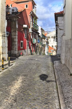 sokak eski şehir Lizbon, Portekiz