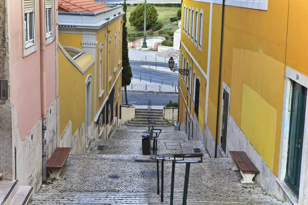 Lizbon eski merdiven — Stok fotoğraf