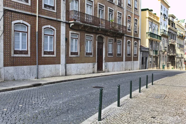 Sokak eski şehir Lizbon, Portekiz — Stok fotoğraf