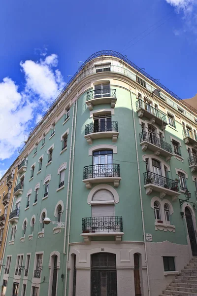 Old building in Lisbon, Portugal — Stock Photo, Image