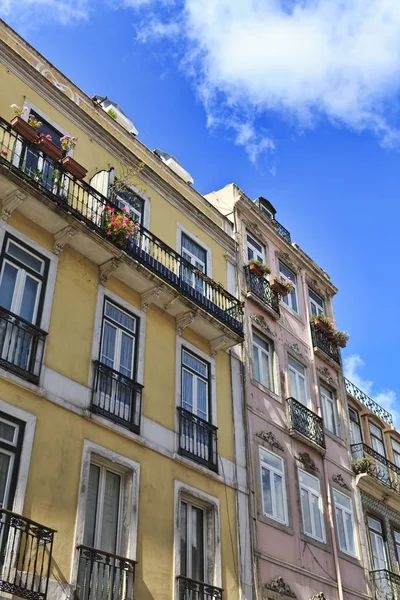 Old building in Lisbon, Portugal — Stock Photo, Image