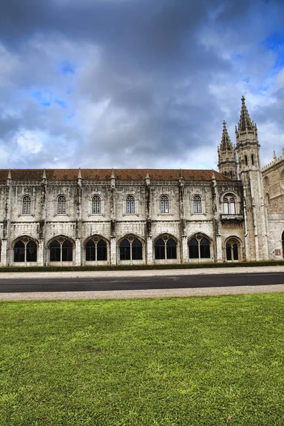 Jeronimo klášter v Lisabonu, Portugalsko. UNESCO světového dědictví s — Stock fotografie