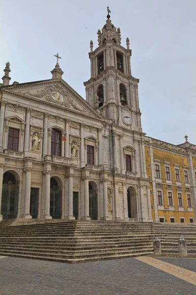 Mafra National palace  , cathedral and convent, in Portugal — Stock Photo, Image
