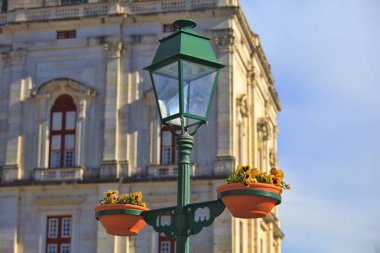 Mafra (Portekiz, tipik metal sokak lambası)