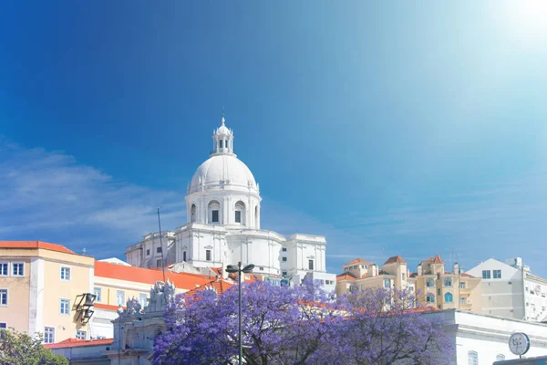 Nationale Pantheon - kerk van Santa Engracia in Lissabon, Portuga — Stockfoto