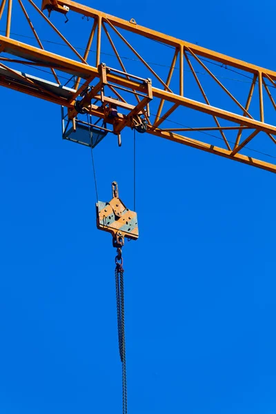 Part construction crane with blue sky background — Stock Photo, Image