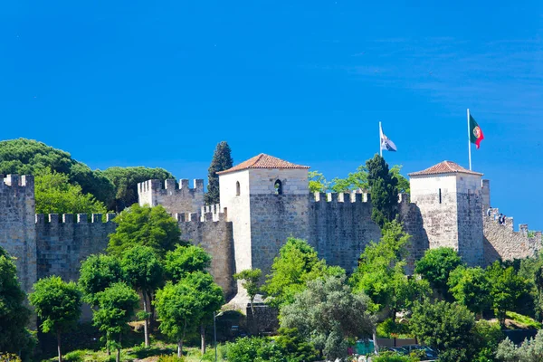 Vista de Lisboa con el Castillo de San Jorge — Foto de Stock