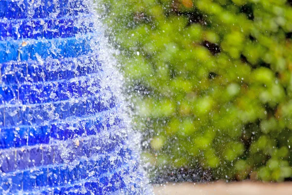 Close-up van een kleurrijke fontein — Stockfoto