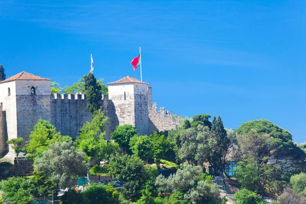 Vista de Lisboa con el Castillo de San Jorge —  Fotos de Stock