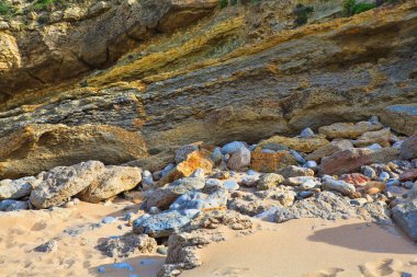 Portekiz Sintra görülen kayalık sahil