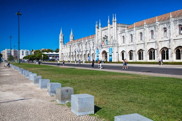 LISBOA, PORTUGAL 13 DE SEPTIEMBRE. 2017. El hito Mosteiro d — Foto de Stock