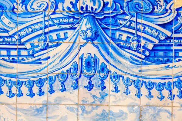 Azulejos decorativos portugueses ornamentados tradicionales — Foto de Stock
