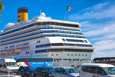 Lisbon, Portekiz - 14 Eylül. 2017. Büyük lüks cruise shi