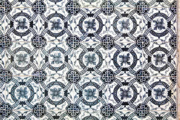 Typical decorative tiles, antique tiles detail Lisbon, art and d — Stock Photo, Image