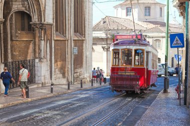 Lisbon, Portekiz - 14 Eylül. 2017. CIT Vintage tramvay