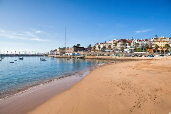 CASCAIS, PORTOGALLO - SETTEMBRE 24. Nel 2017. Veduta di una spiaggia nel — Foto Stock