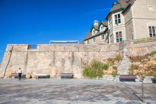 CASCAIS, PORTOGALLO - SETTEMBRE 24. Nel 2017. Cascais scena di strada . — Foto Stock