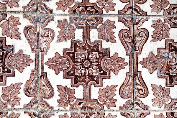 Typical decorative tiles, antique tiles detail Lisbon, art and d — Stock Photo, Image