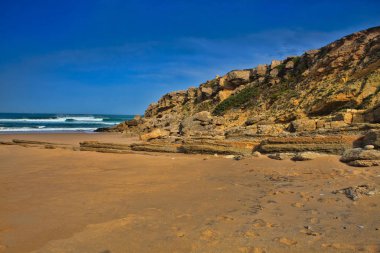 Portekiz Sintra görülen kayalık sahil