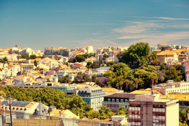 Portekiz Lizbon eski şehrin güzel görünümü 