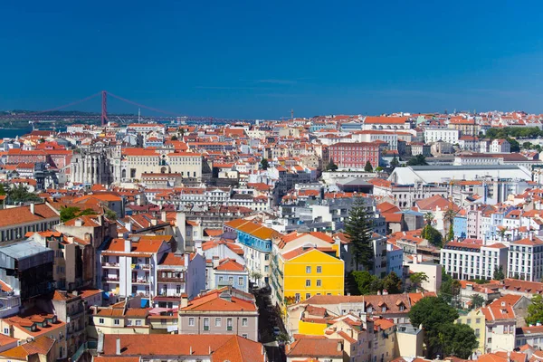 लिस्बन पुराने शहर, पुर्तगाल का सुंदर दृश्य — स्टॉक फ़ोटो, इमेज