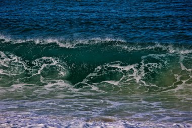 Aqua ve mavi renkleri ile güzel okyanus dalga .