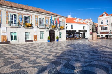 Cascais, Portekiz - 24 Eylül. 2017. Belediye Binası wi dekore edilmiştir.