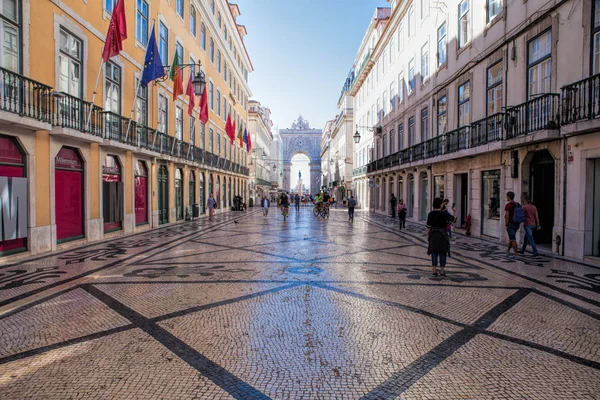 Lissabon, Portugal - 10 September. 2017. Typiska traditionella por — Stockfoto
