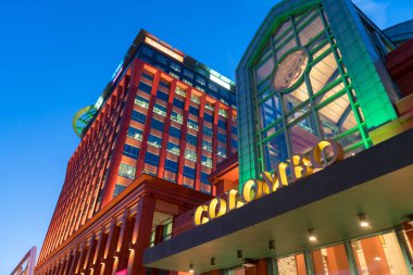 Lisbon, Portekiz - 04 Nisan 2018: Colombo alışveriş merkezinde Li