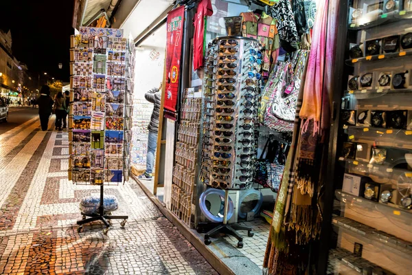 Lissabon - 01 April 2018: Rua Augusta Street på kvällen, — Stockfoto