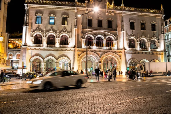 LISBOA - 01 DE ABRIL DE 2018: Estación de tren Rossio. Antigua central — Foto de Stock