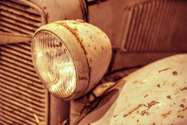 farlar veya Far lambası retro araba yakın çekim 