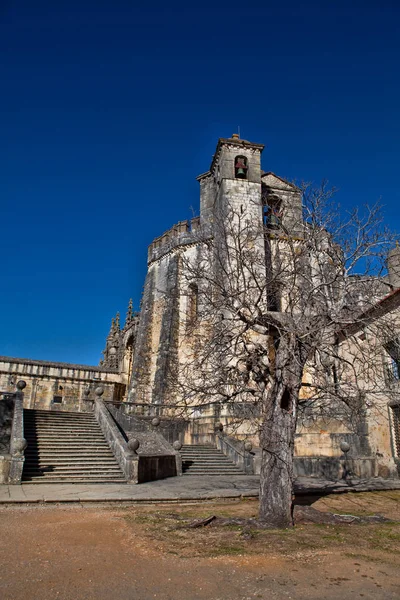 Chiostro del convento di Cristo, che mostra lo stile manuelin. Tomar, porto — Foto Stock