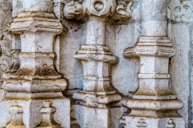  Bina mimari detaylar, estetik fırfırlar. Mimar