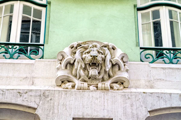 Fachada Colorida Brillante Del Viejo Edificio Europeo Con Ventanas — Foto de Stock
