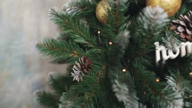 Oyuncaklar arka plan ile Noel ağacı