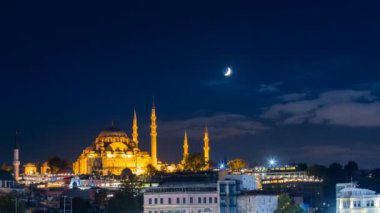 Ünlü Süleymaniye Camii Istanbul'da gece Timelapse